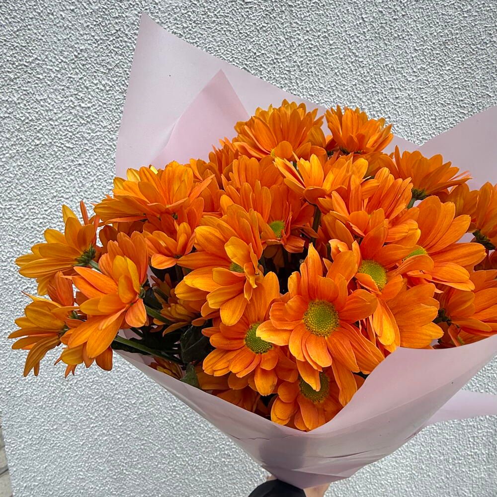 Ramo de crisantemos naranjas, 10 tallos (foto 5)